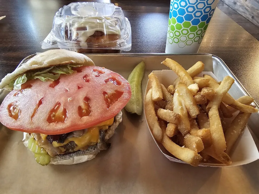 Pimento Burger